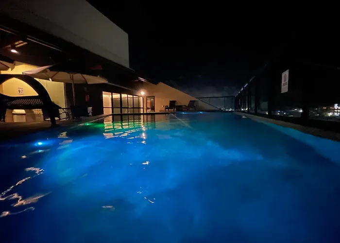 Apto com vista para o mar, Rooftop com piscina&sauna em Porto de Galinhas